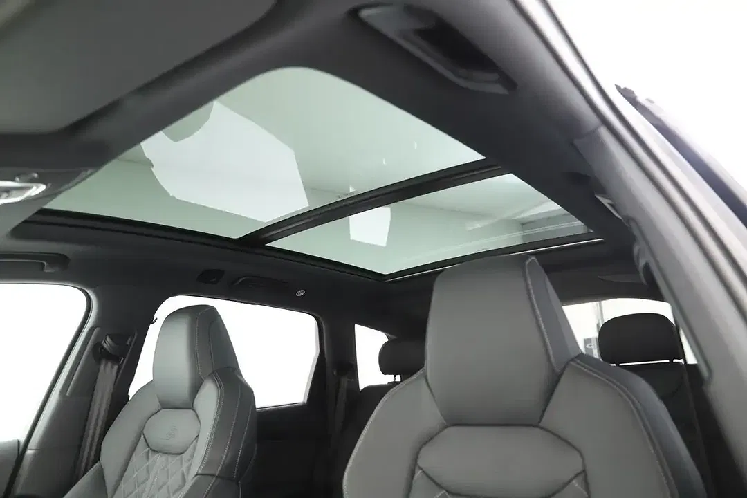 Audi Q7 - Thumbnail 9