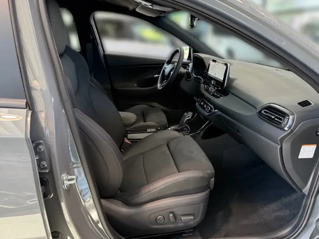 Hyundai i30 - Thumbnail 12