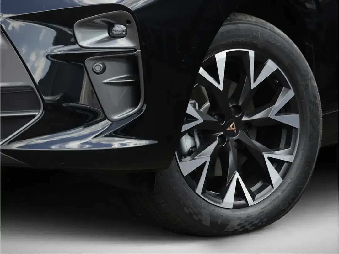 CUPRA Terramar - Thumbnail 4