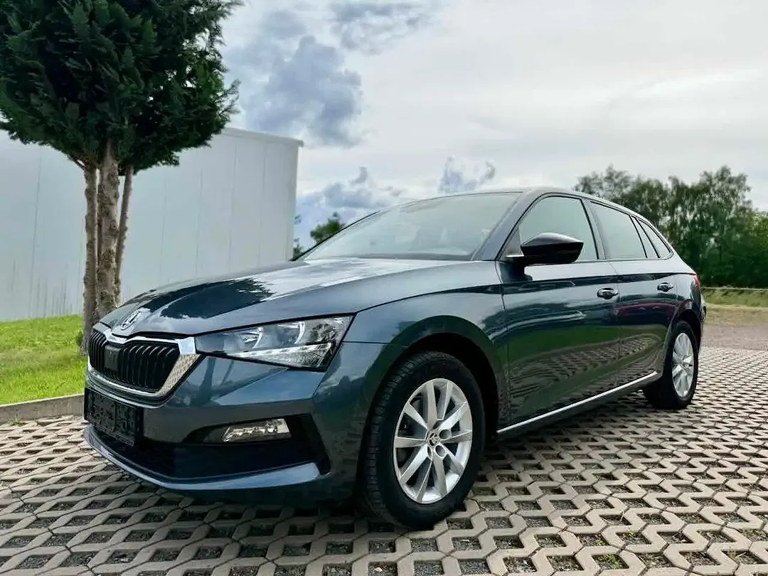 Skoda Scala - Thumbnail 2