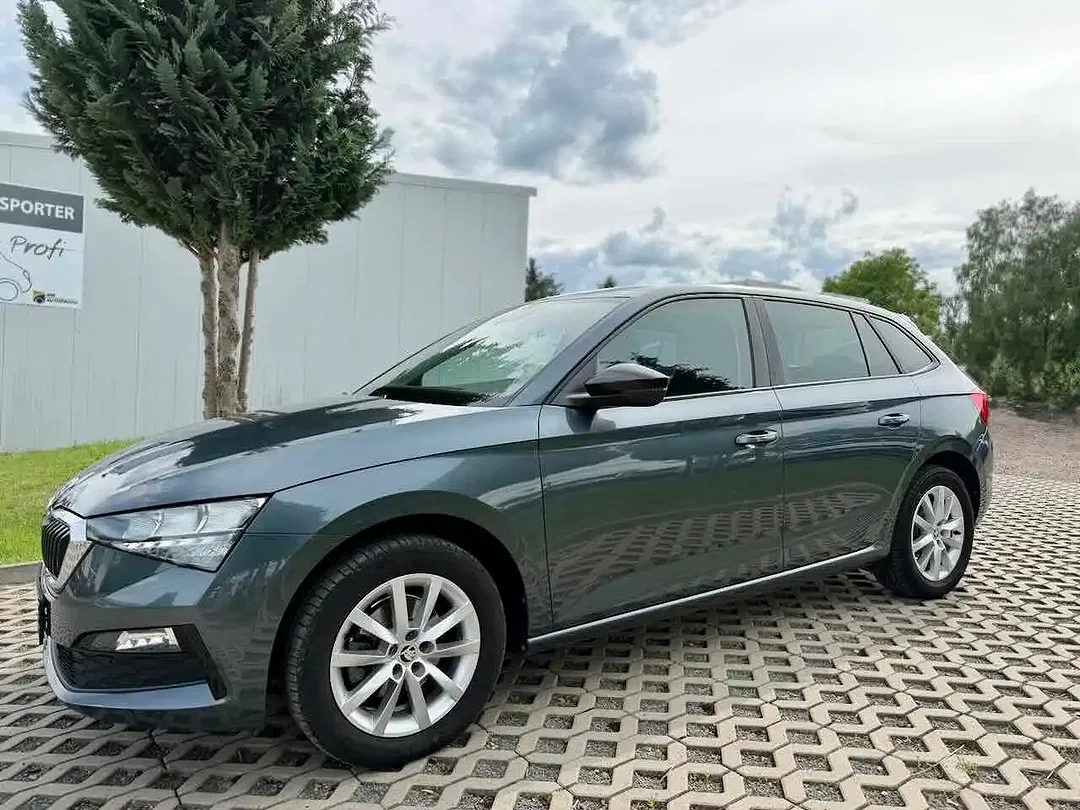 Skoda Scala - Thumbnail 3