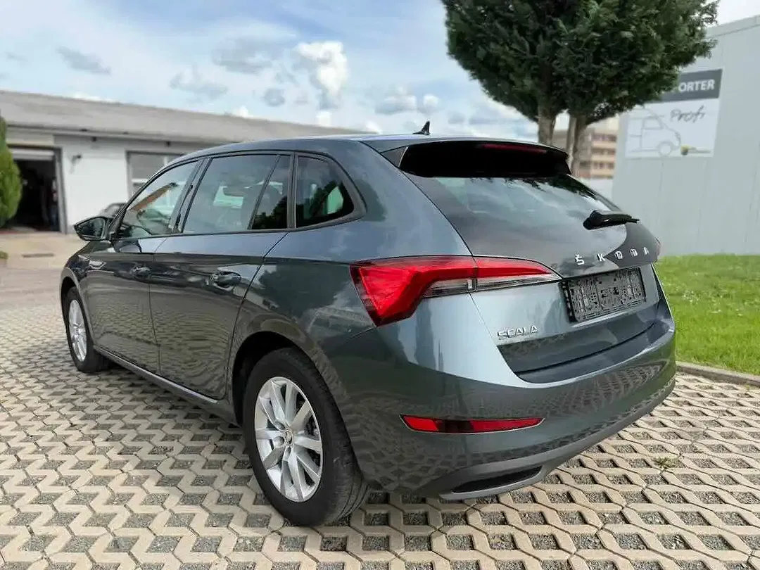 Skoda Scala - Thumbnail 4