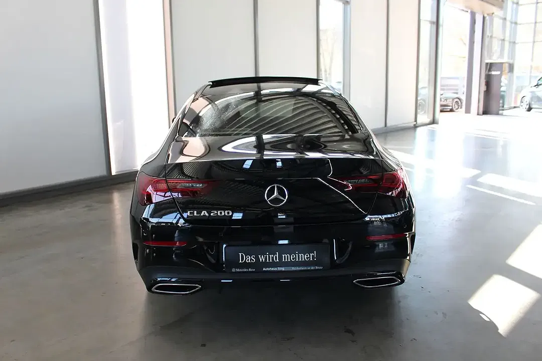 Mercedes-Benz CLA 200 - Thumbnail 4