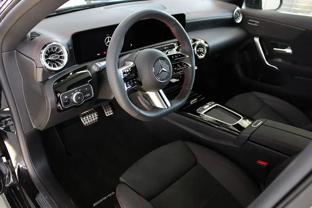 Mercedes-Benz CLA 200 - Thumbnail 8