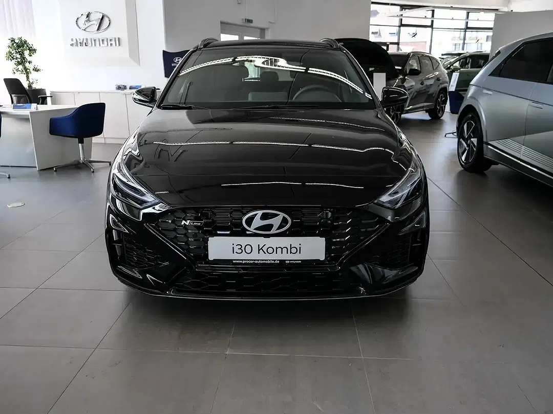 Hyundai i30 - Thumbnail 3