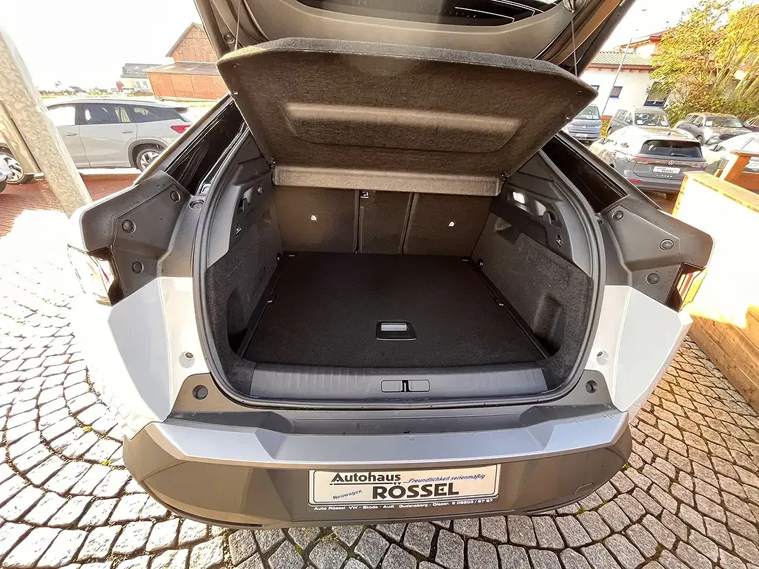 Peugeot 3008 - Thumbnail 11