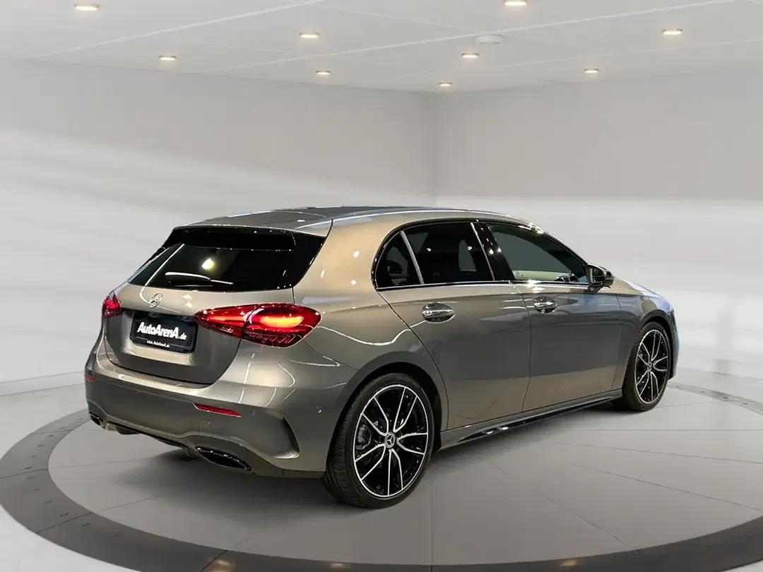 Mercedes-Benz A 200 - Thumbnail 2