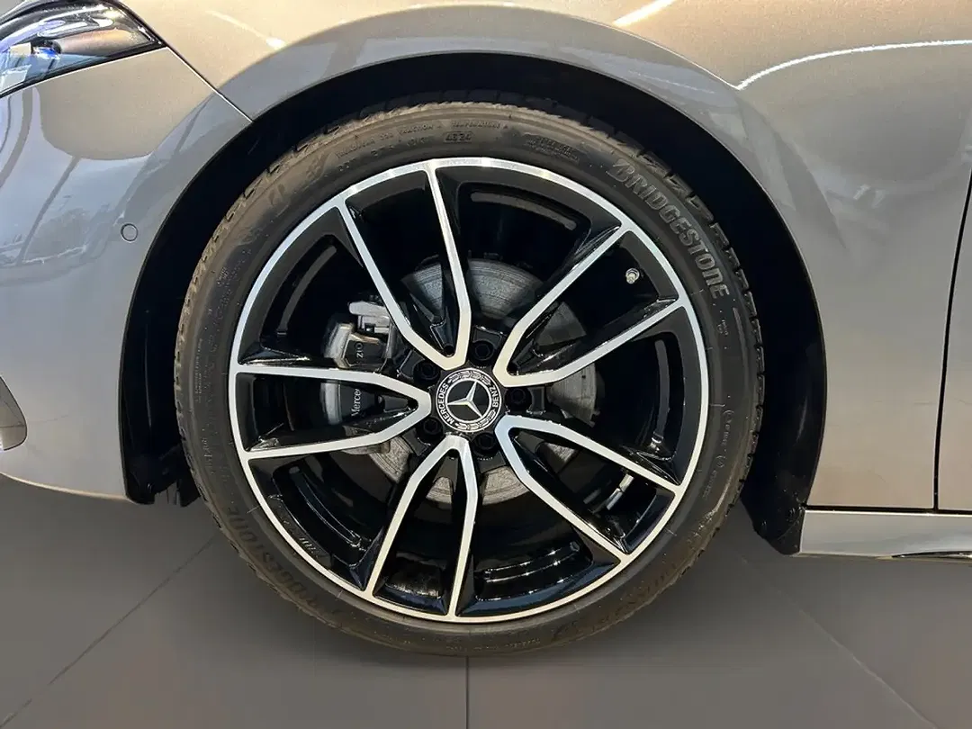 Mercedes-Benz A 200 - Thumbnail 8