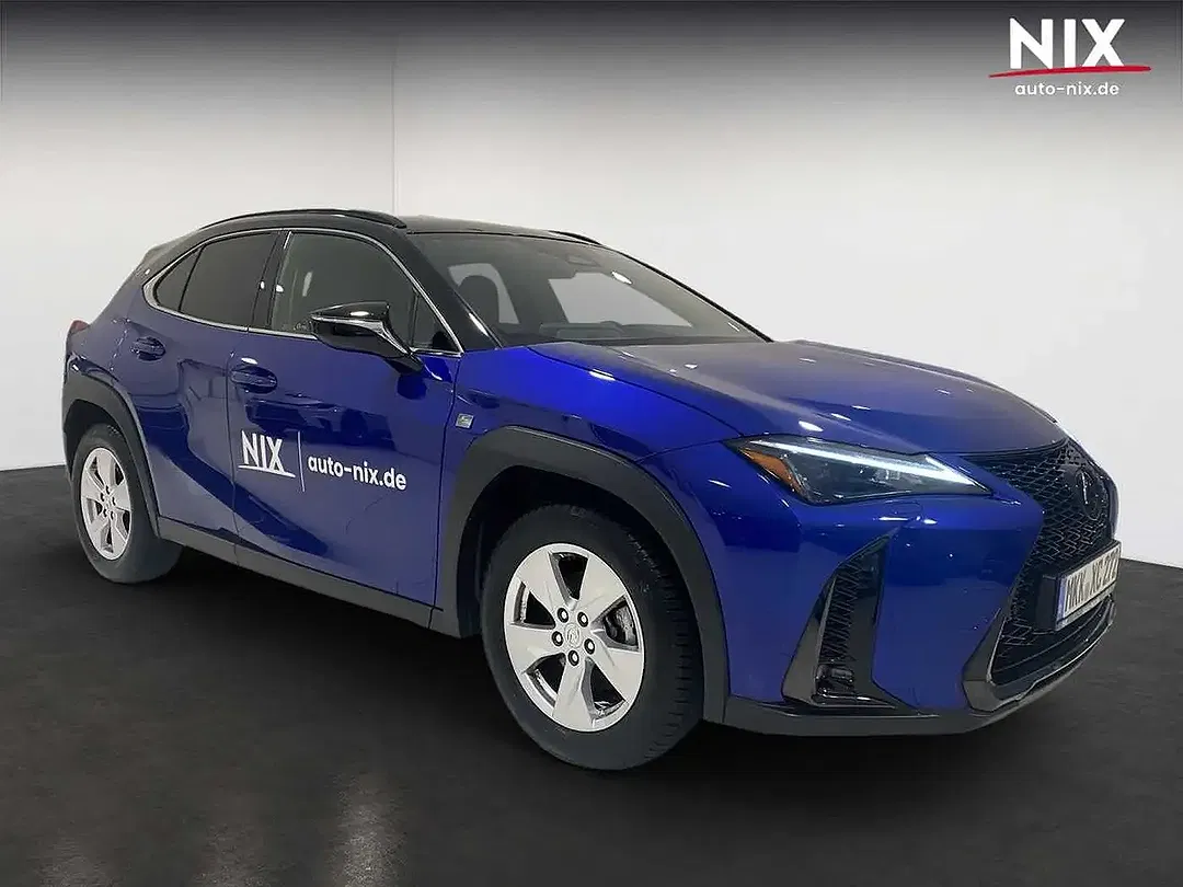 Lexus UX 300h - Thumbnail 2