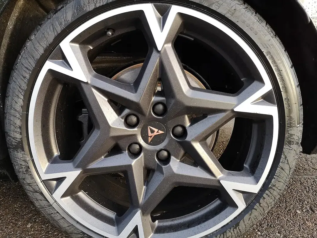 CUPRA Leon - Thumbnail 5