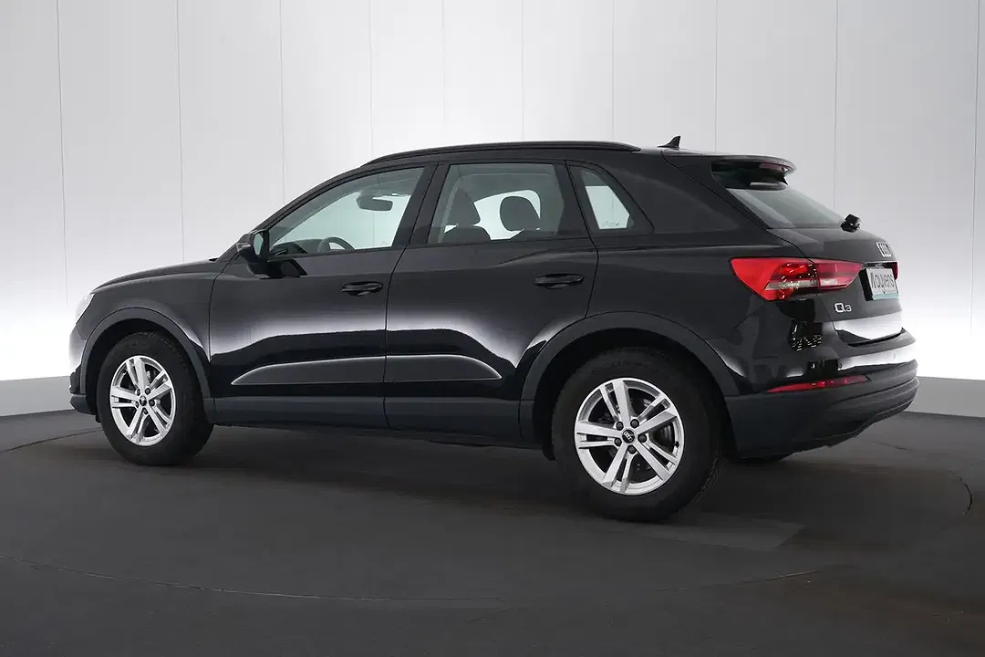 Audi Q3 - Thumbnail 10