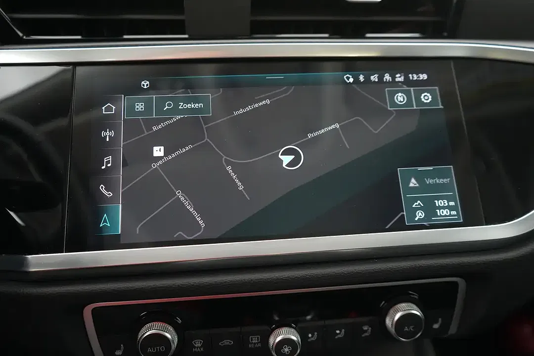 Audi Q3 - Thumbnail 15