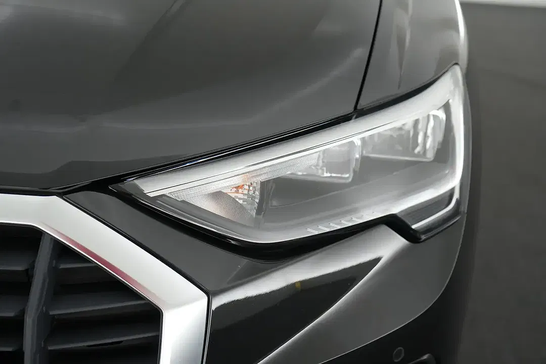 Audi Q3 - Thumbnail 18