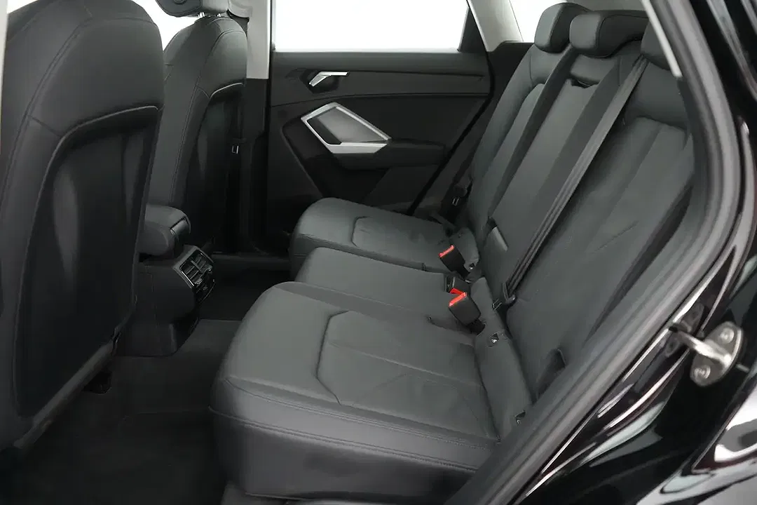 Audi Q3 - Thumbnail 20
