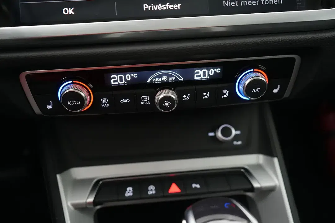 Audi Q3 - Thumbnail 23