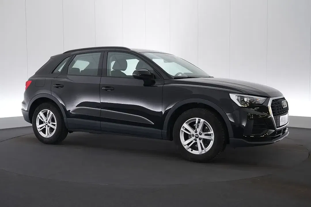 Audi Q3 - Thumbnail 4
