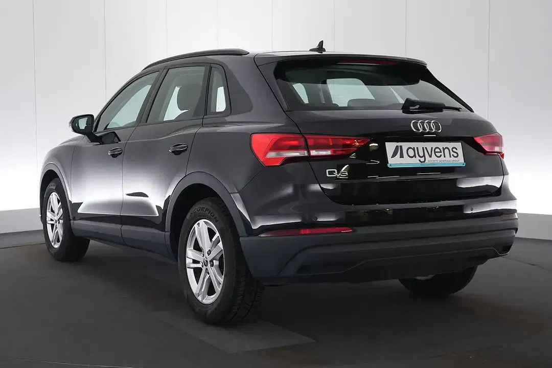 Audi Q3 - Thumbnail 9