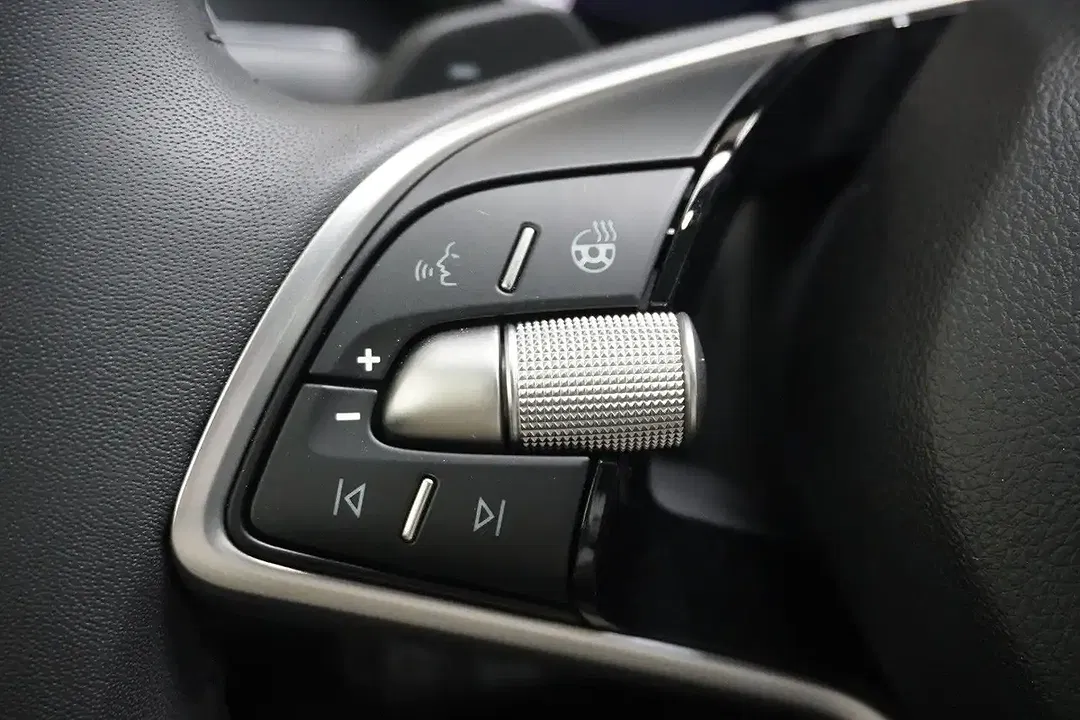 Skoda Octavia - Thumbnail 12