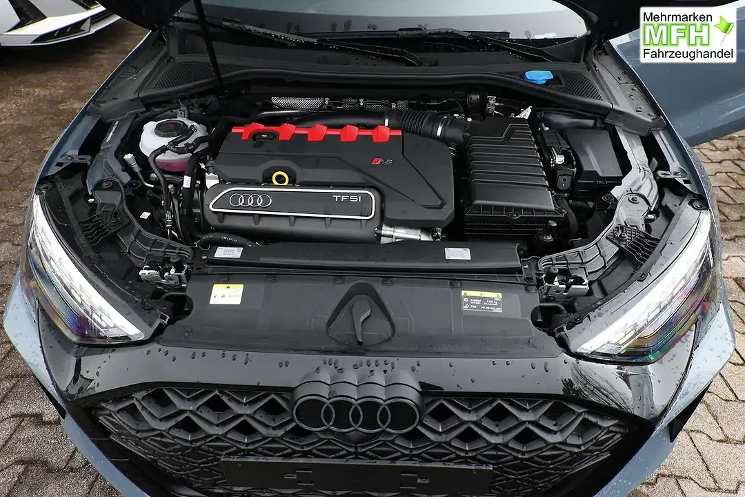 Audi RS3 - Thumbnail 11