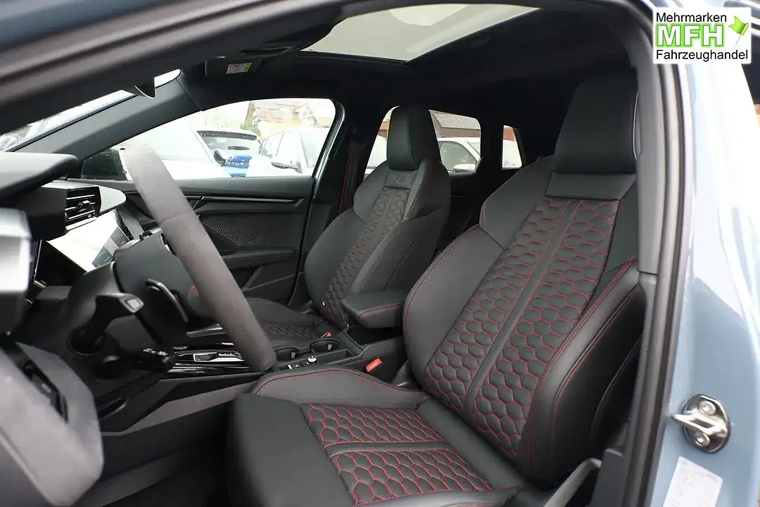 Audi RS3 - Thumbnail 5