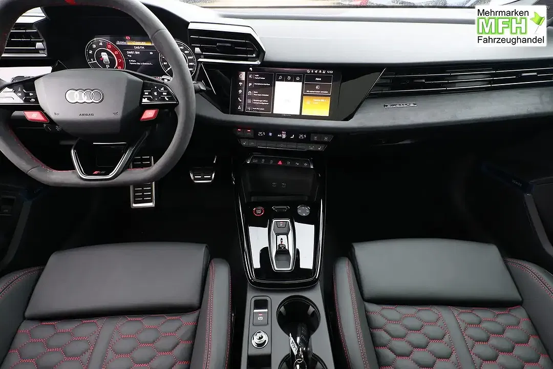 Audi RS3 - Thumbnail 7