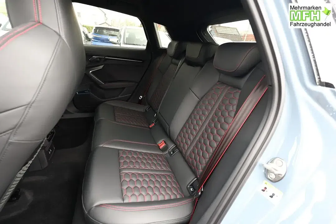 Audi RS3 - Thumbnail 9