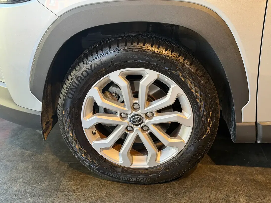 Toyota Corolla Cross - Thumbnail 10