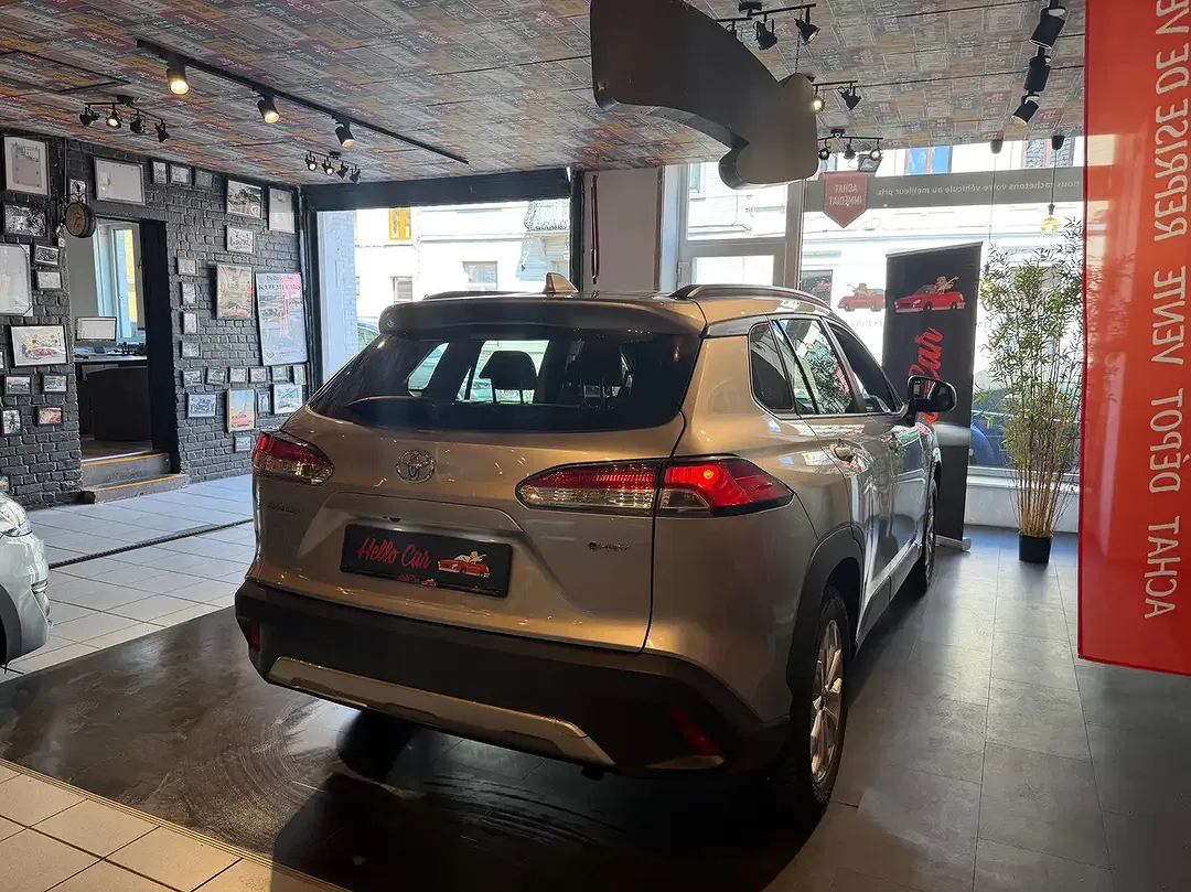 Toyota Corolla Cross - Thumbnail 8