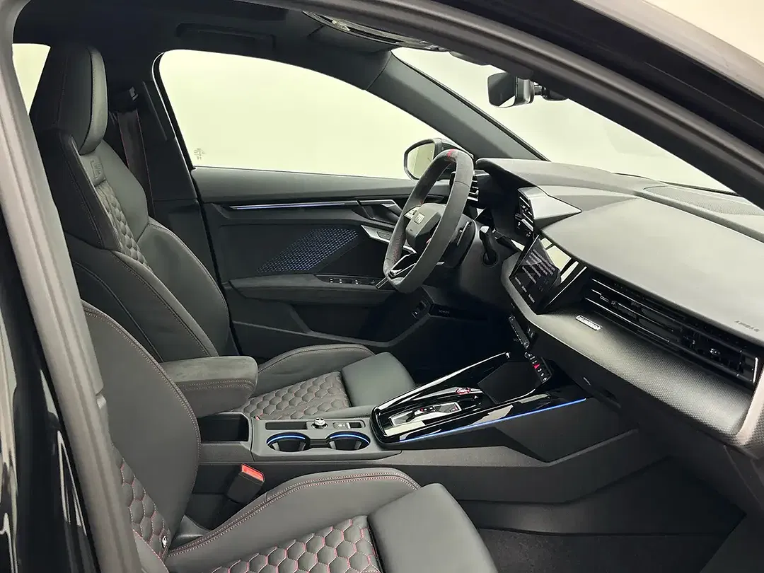 Audi RS3 - Thumbnail 10