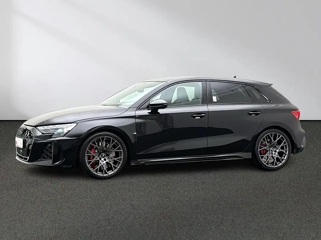 Audi RS3 - Thumbnail 4