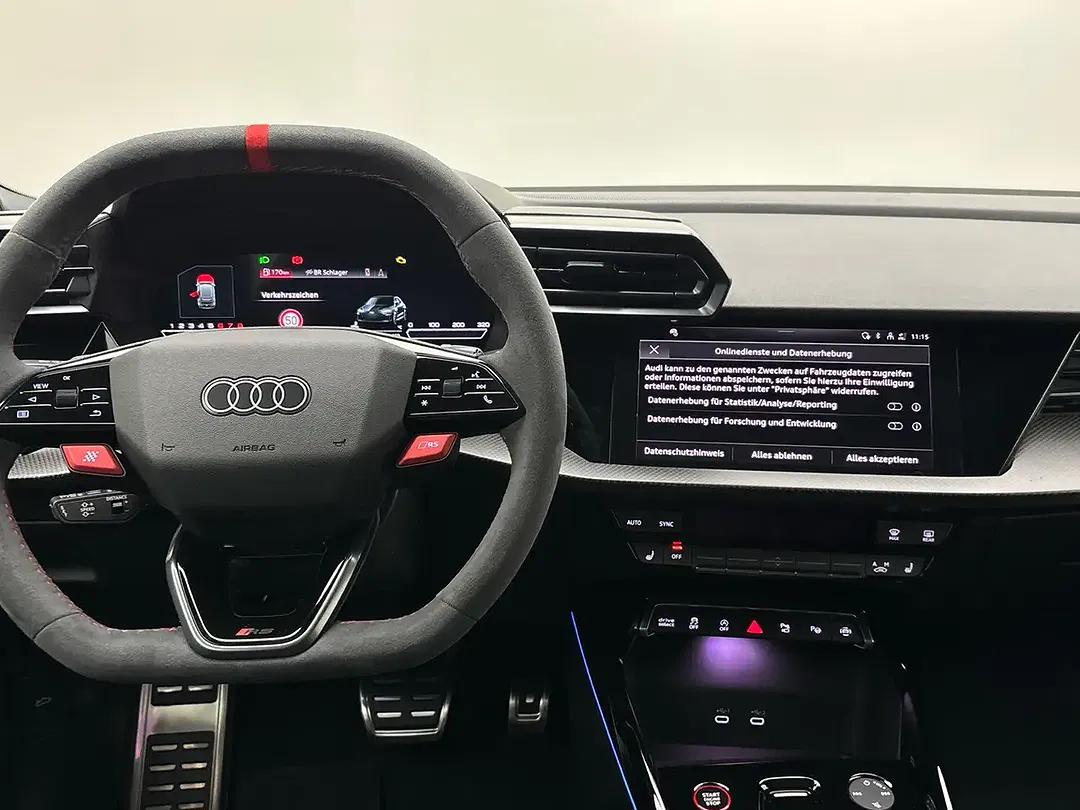 Audi RS3 - Thumbnail 8