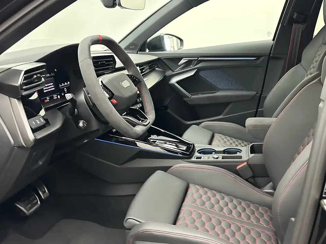 Audi RS3 - Thumbnail 9