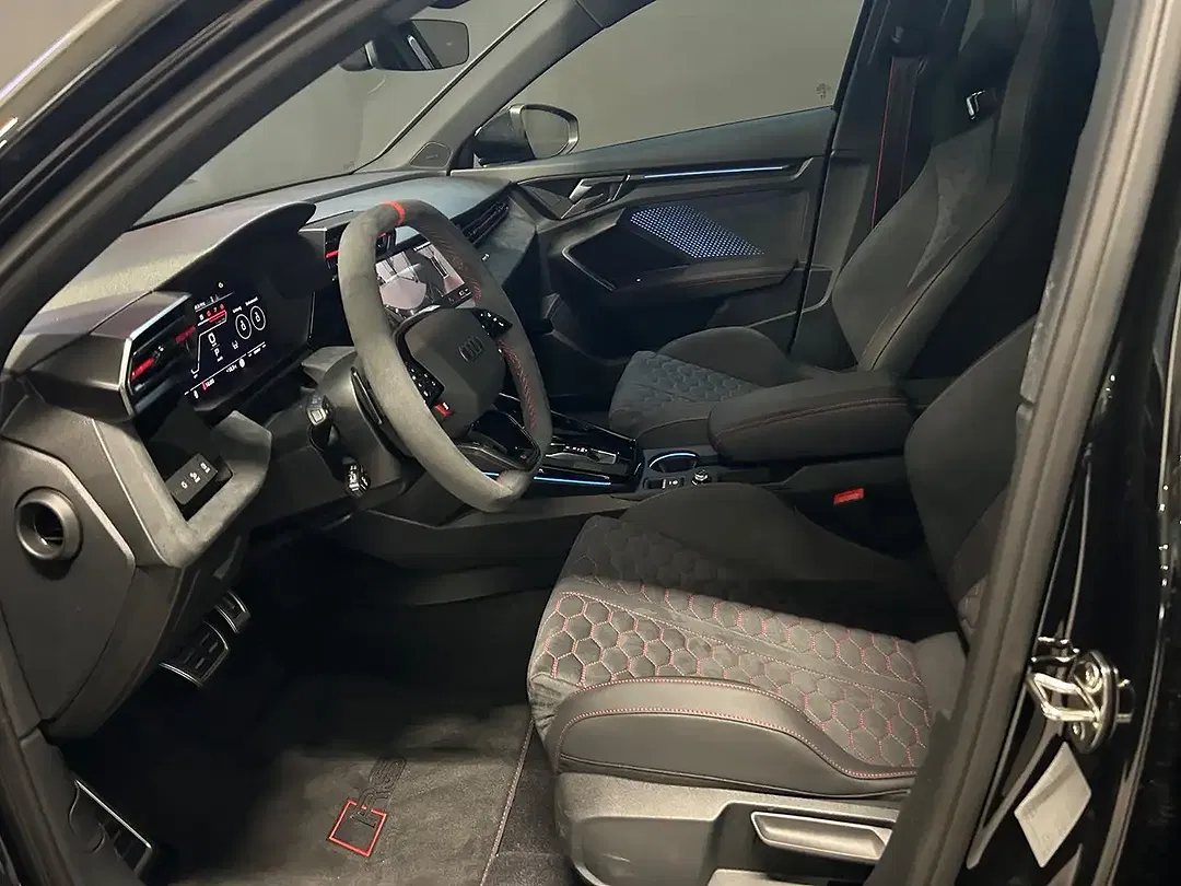 Audi RS3 - Thumbnail 6