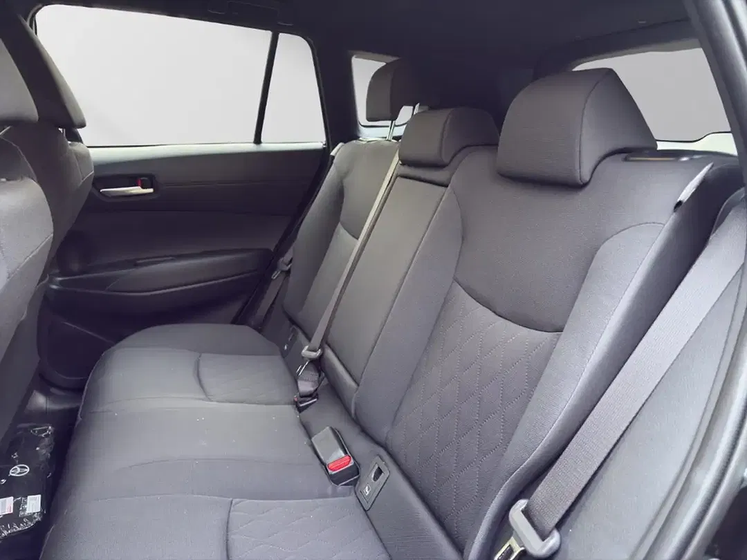 Toyota Corolla Cross - Thumbnail 9