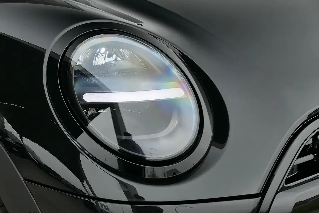 MINI Cooper C - Thumbnail 11