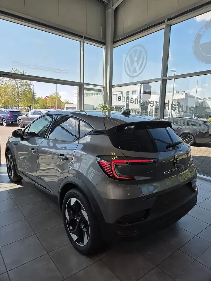 Renault Captur - Thumbnail 10