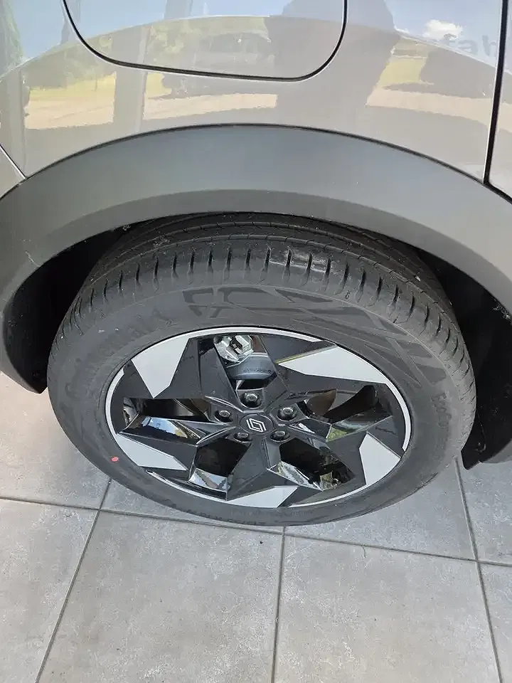 Renault Captur - Thumbnail 14