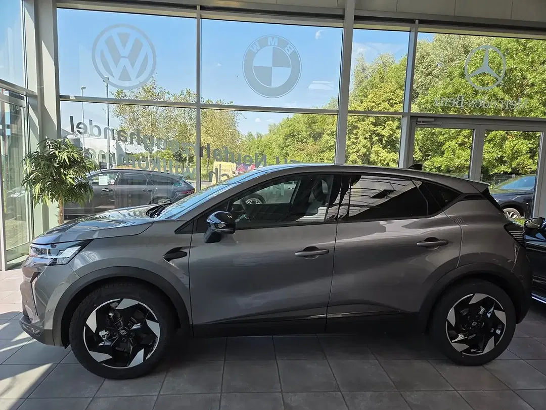 Renault Captur - Thumbnail 3
