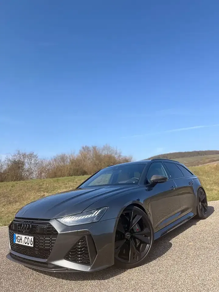Audi RS6 - Thumbnail 9