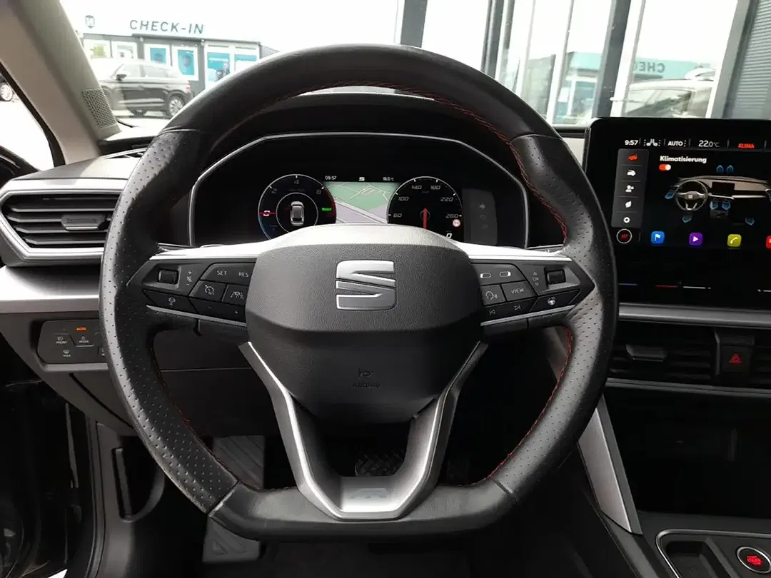 SEAT Leon - Thumbnail 8