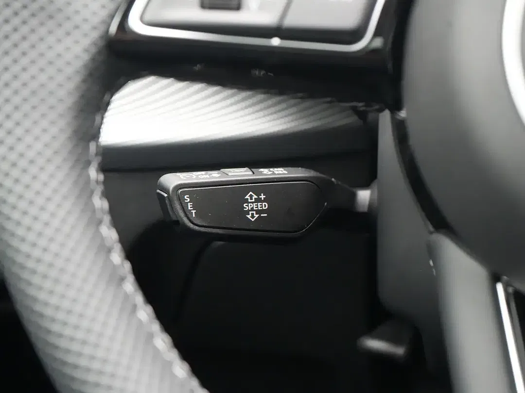 Audi Q2 - Thumbnail 11