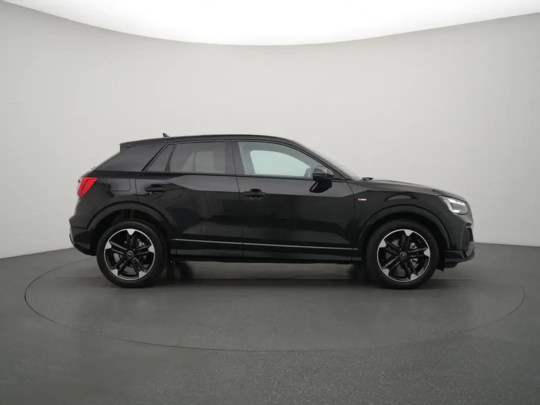 Audi Q2 - Thumbnail 2