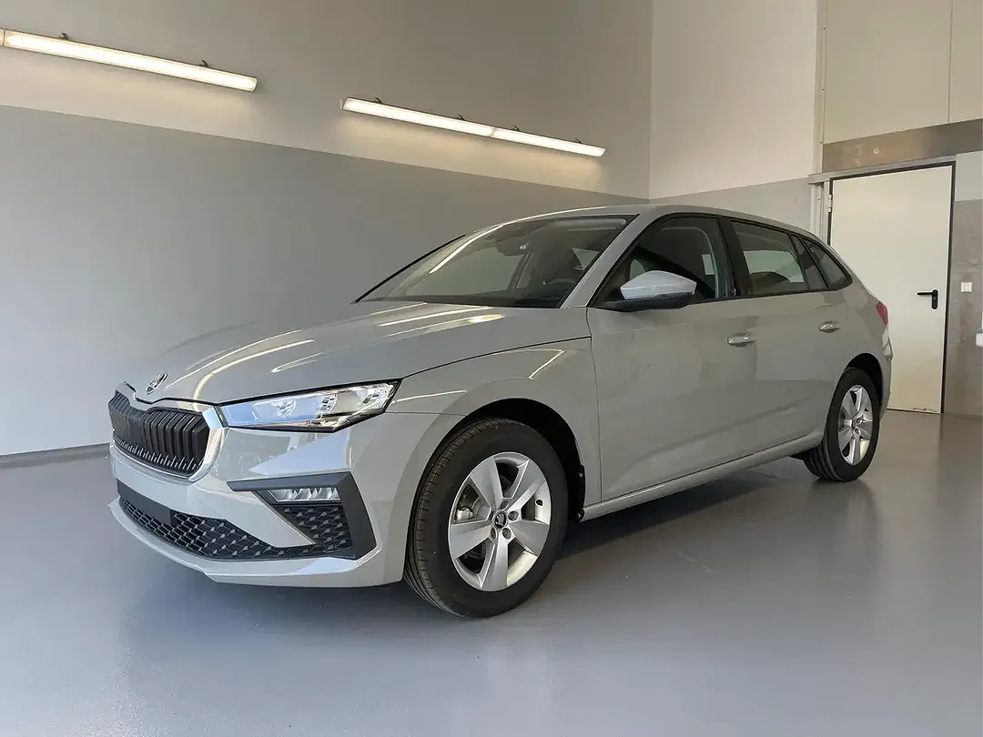 Skoda Scala - Thumbnail 1