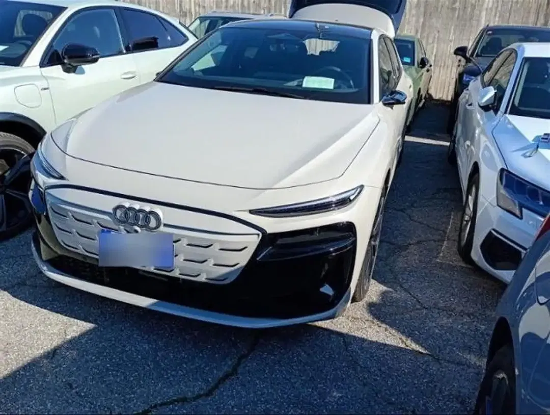 Audi S6 e-tron Avant Edition One