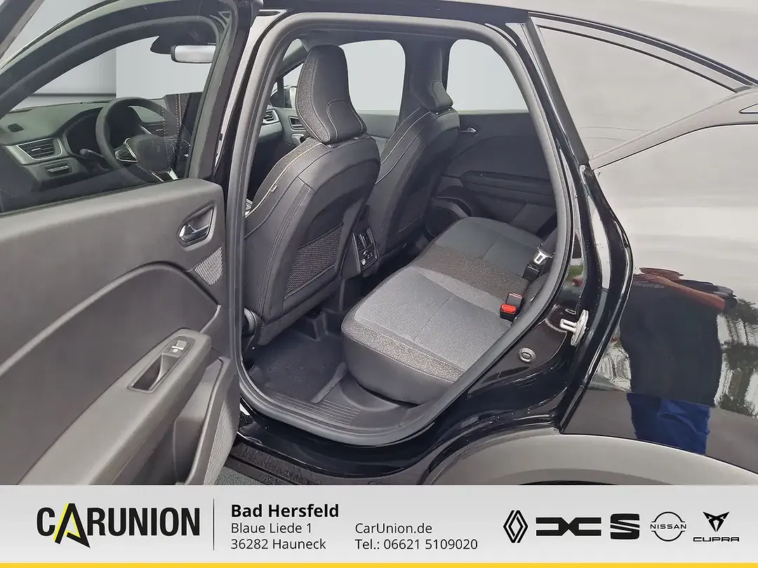 Renault Captur - Thumbnail 8