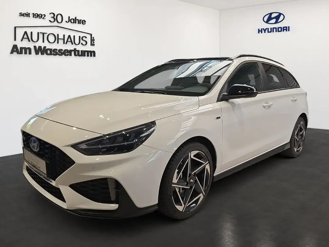 Hyundai i30 - Thumbnail 1