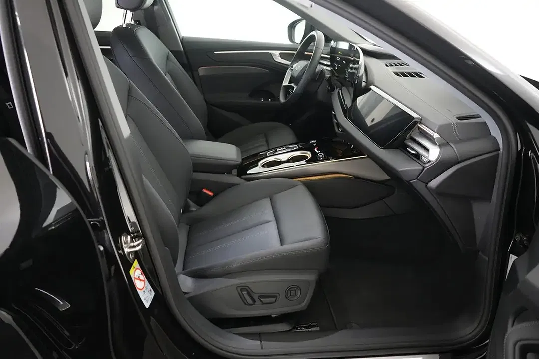 Audi A6 - Thumbnail 9