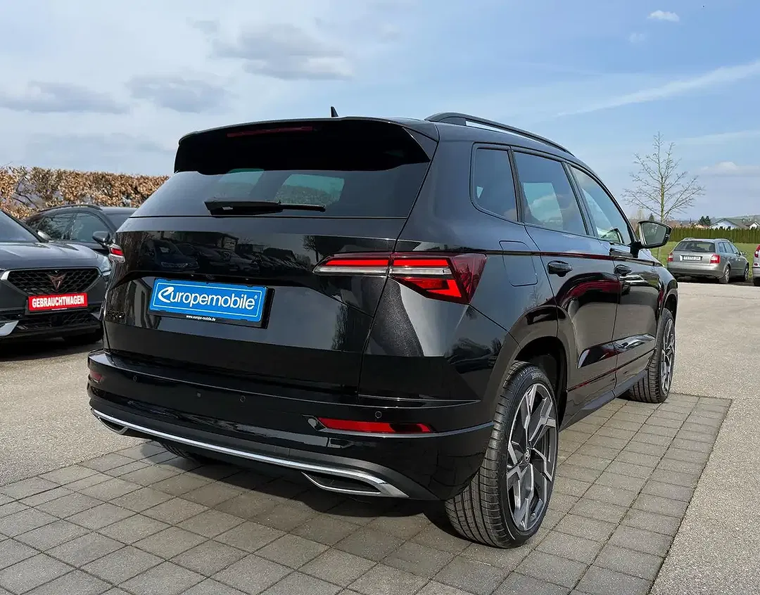 Skoda Karoq - Thumbnail 5