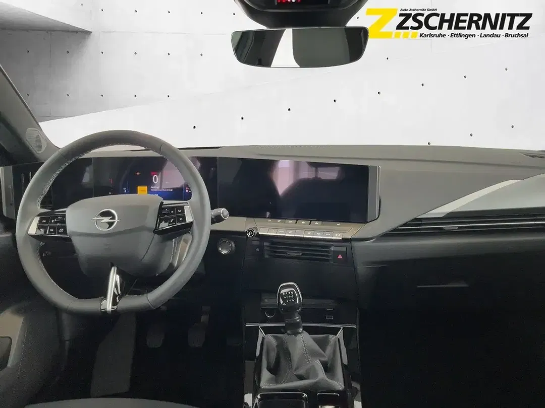 Opel Astra - Thumbnail 9