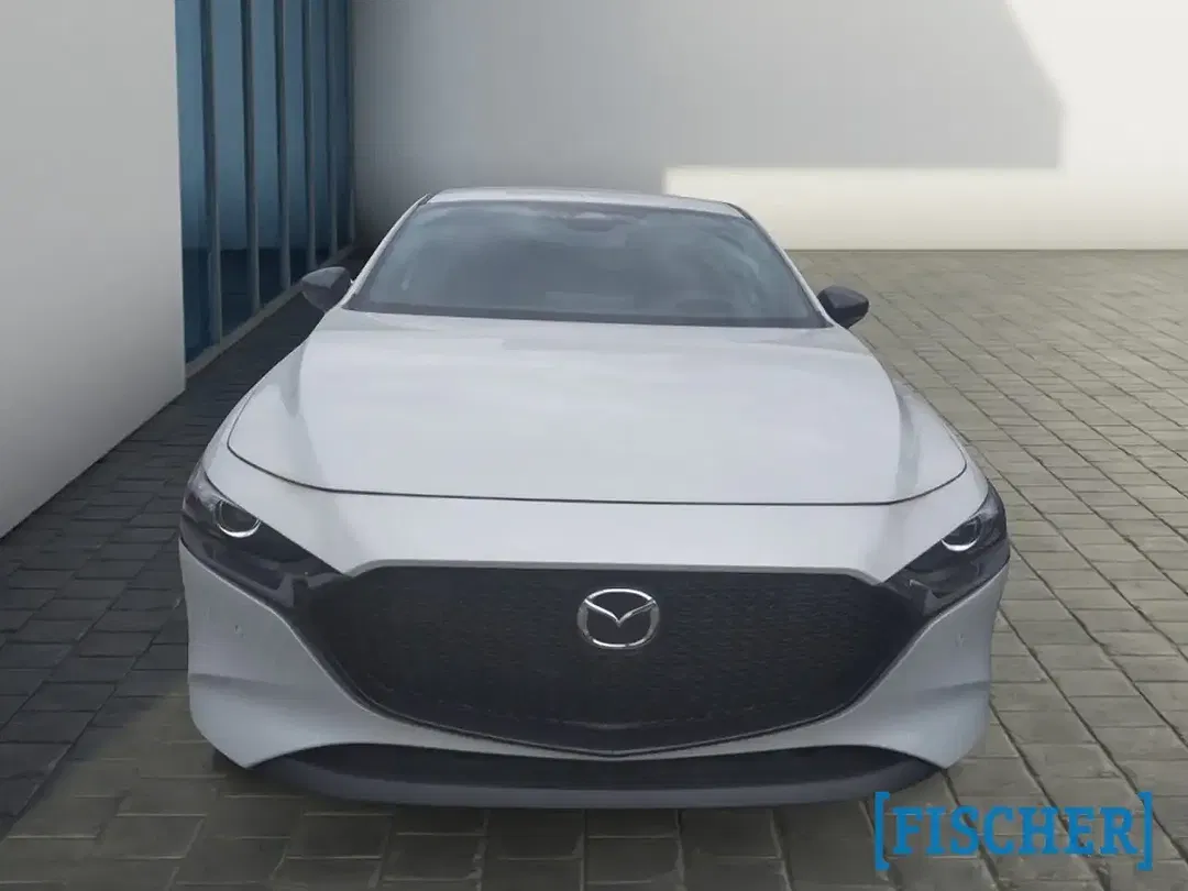 Mazda 3 - Thumbnail 3